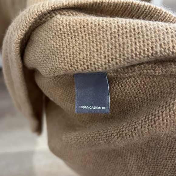 Neiman Marcus 100% Cashmere Camel Peplum Sweater - Picture 4 of 4